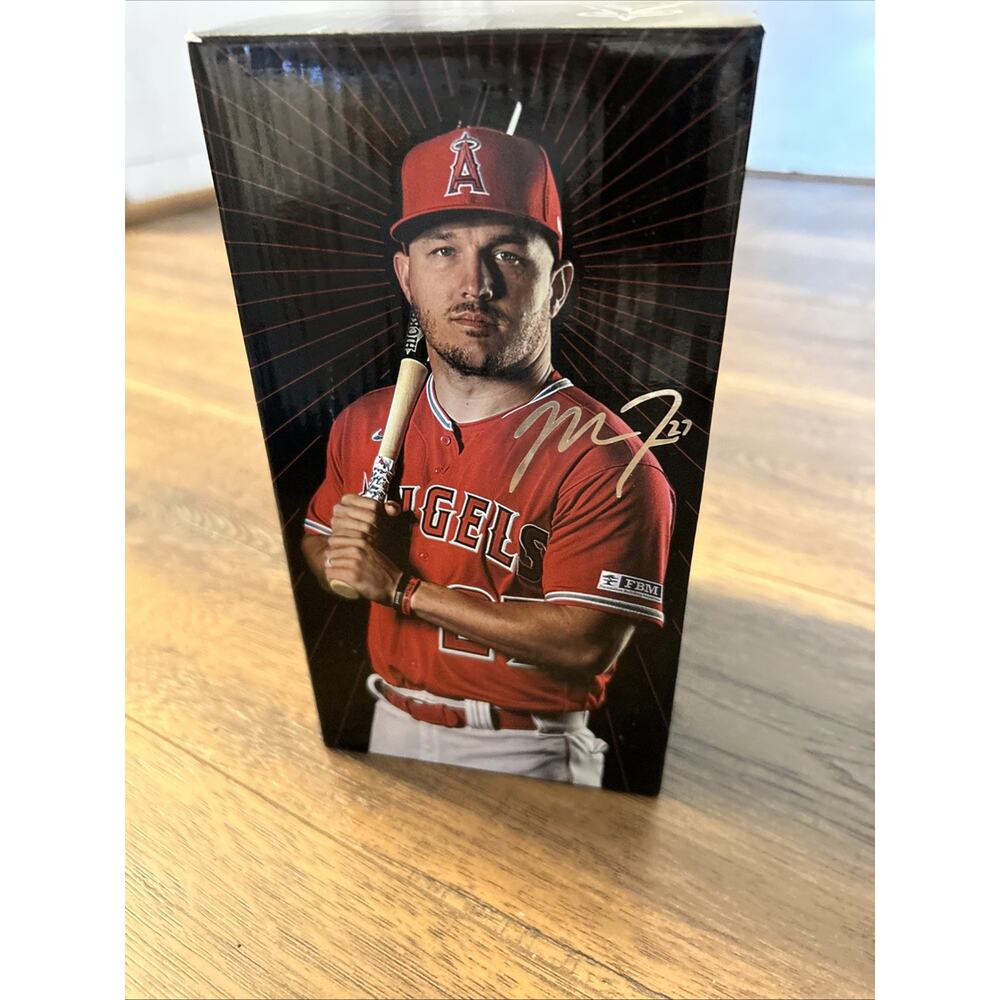 Mike Trout Silver Slugger 2022 Angels Bobblehead Baseball Very Good Has Box - Picture 11 of 14